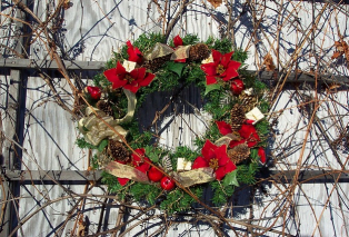 wreath-14591-640.jpg